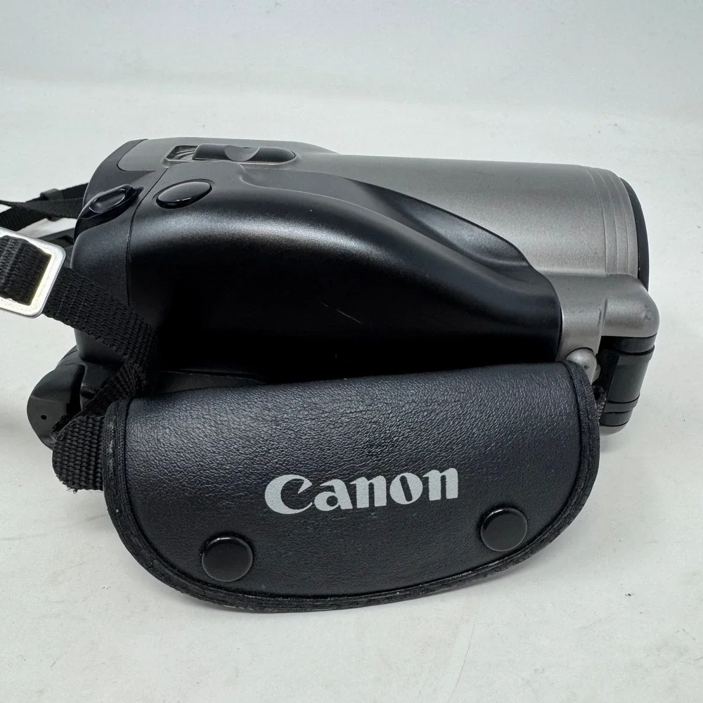 Canon Photura 35mm Film Camera 35-105mm Zoom Lens Point and Shoot As READ Descr.